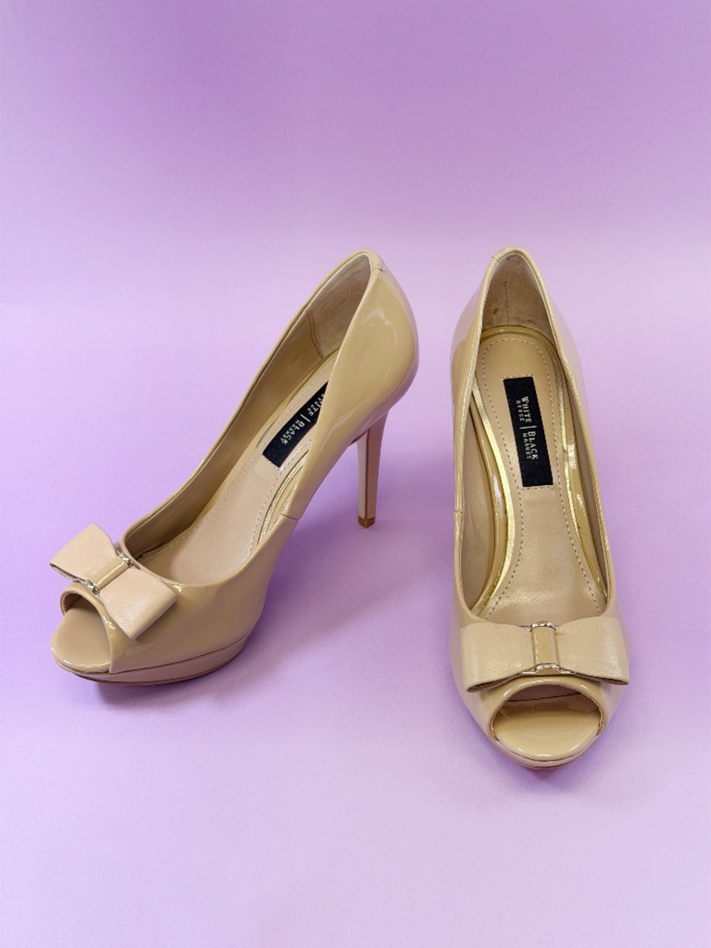 WHBM Starling Nude Patent Peep Toe Bow Heels Pumps 6.5M
